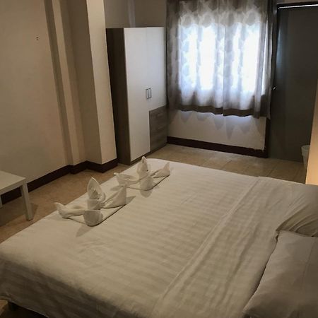 Ferb Guest House Patong Eksteriør billede