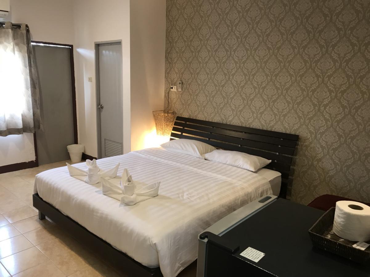 Ferb Guest House Patong Eksteriør billede