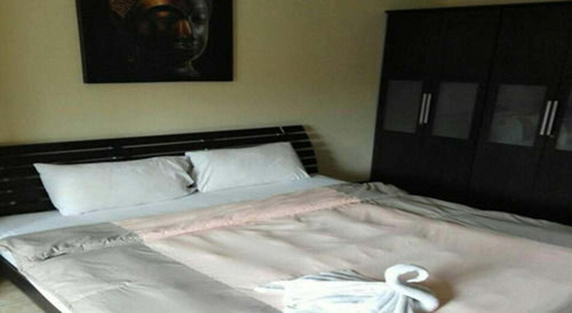 Ferb Guest House Patong Eksteriør billede