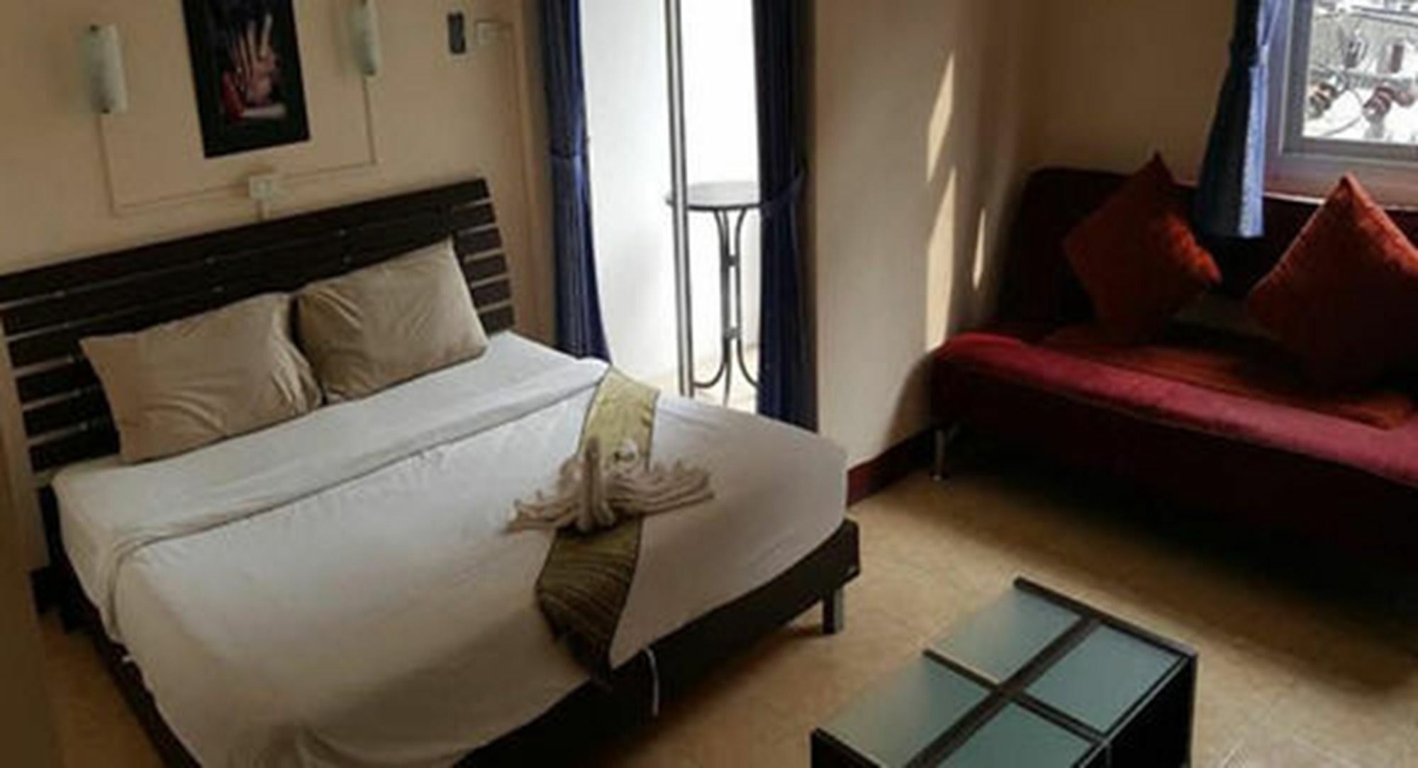 Ferb Guest House Patong Eksteriør billede